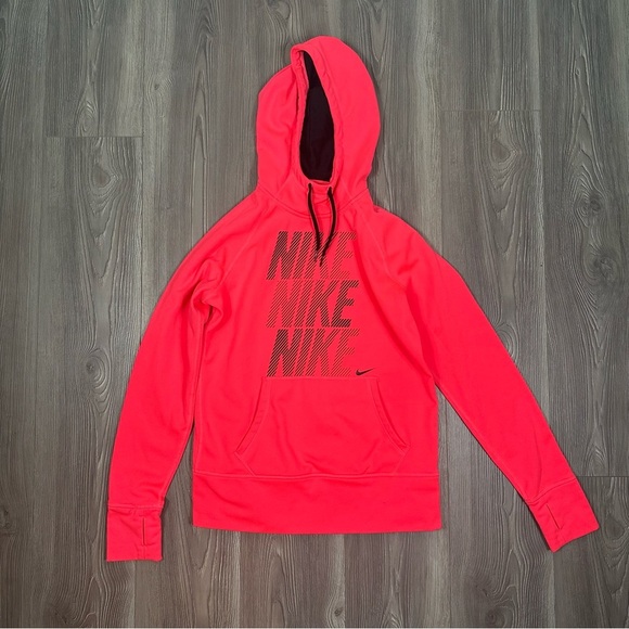 Nike Therma Fit Hoodie Women’s Medium Neon Pink Black Logo Pullover Sweatshirt - Picture 1 of 7
